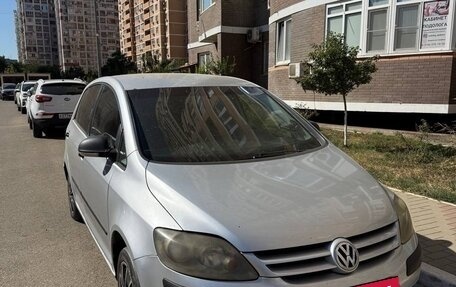 Volkswagen Golf Plus I, 2008 год, 500 000 рублей, 2 фотография