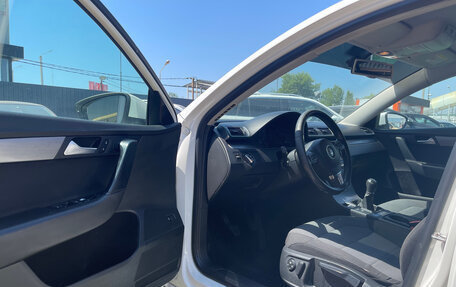 Volkswagen Passat B7, 2013 год, 990 000 рублей, 14 фотография