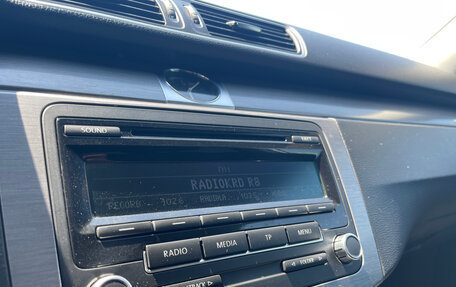 Volkswagen Passat B7, 2013 год, 990 000 рублей, 25 фотография