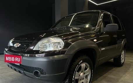 Chevrolet Niva I рестайлинг, 2011 год, 570 000 рублей, 2 фотография