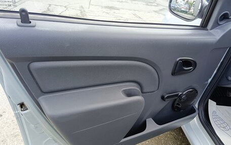 Renault Logan I, 2007 год, 379 995 рублей, 10 фотография