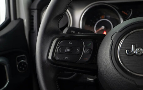 Jeep Wrangler, 2022 год, 4 300 000 рублей, 12 фотография