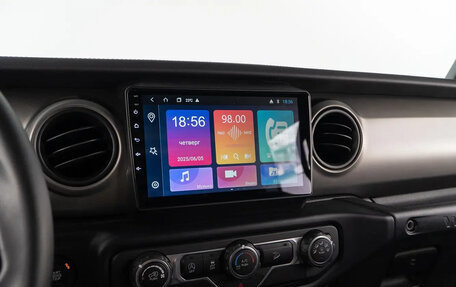 Jeep Wrangler, 2022 год, 4 300 000 рублей, 13 фотография