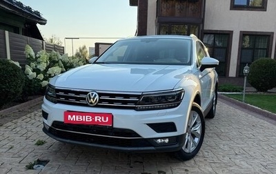 Volkswagen Tiguan II, 2018 год, 2 690 000 рублей, 1 фотография
