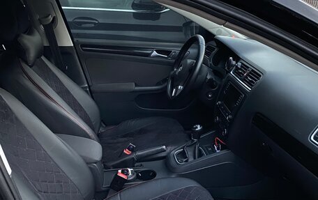 Volkswagen Jetta VI, 2012 год, 950 000 рублей, 10 фотография