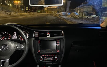 Volkswagen Jetta VI, 2012 год, 950 000 рублей, 9 фотография