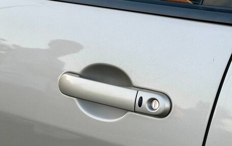 Nissan Tiida, 2011 год, 750 000 рублей, 14 фотография