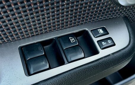 Nissan Tiida, 2011 год, 750 000 рублей, 23 фотография