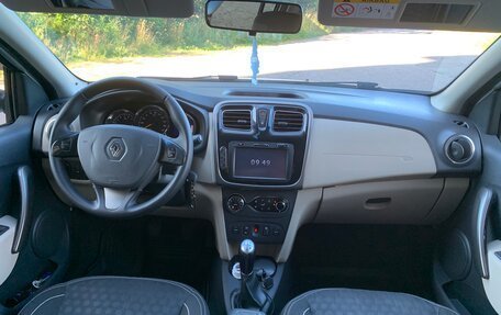 Renault Logan II, 2015 год, 870 000 рублей, 19 фотография