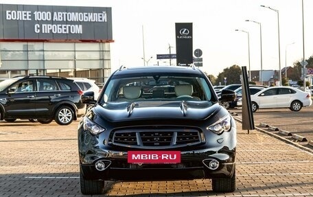 Infiniti QX70, 2015 год, 1 995 000 рублей, 2 фотография