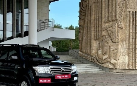 Toyota Land Cruiser 200, 2008 год, 3 950 000 рублей, 20 фотография