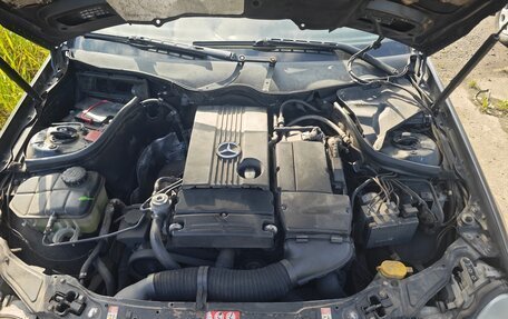 Mercedes-Benz C-Класс, 2003 год, 690 000 рублей, 10 фотография