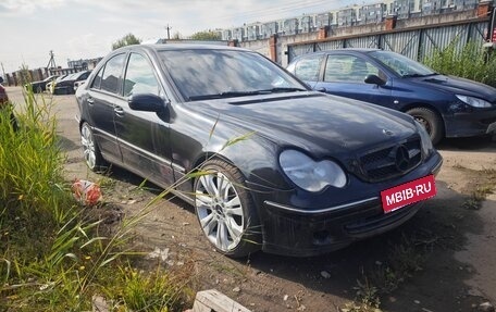 Mercedes-Benz C-Класс, 2003 год, 690 000 рублей, 2 фотография