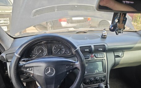 Mercedes-Benz C-Класс, 2003 год, 690 000 рублей, 14 фотография