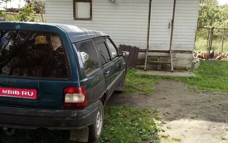 ИЖ 21261 «Фабула», 2004 год, 58 000 рублей, 1 фотография