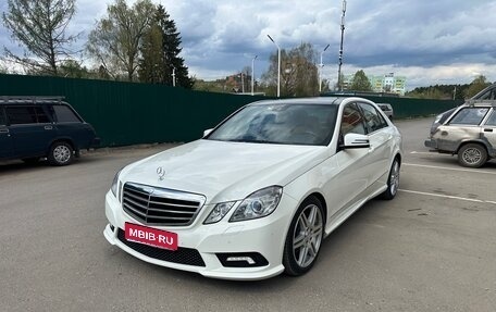 Mercedes-Benz E-Класс, 2011 год, 2 200 000 рублей, 1 фотография