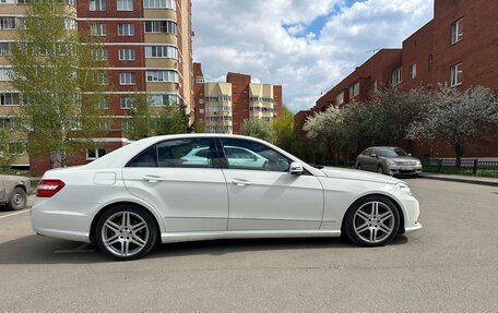 Mercedes-Benz E-Класс, 2011 год, 2 200 000 рублей, 6 фотография