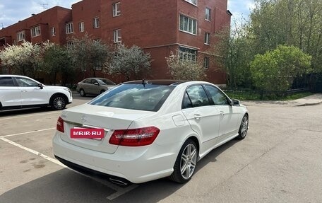 Mercedes-Benz E-Класс, 2011 год, 2 200 000 рублей, 7 фотография