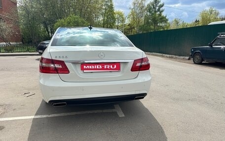 Mercedes-Benz E-Класс, 2011 год, 2 200 000 рублей, 8 фотография