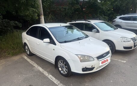 Ford Focus II рестайлинг, 2005 год, 303 000 рублей, 3 фотография