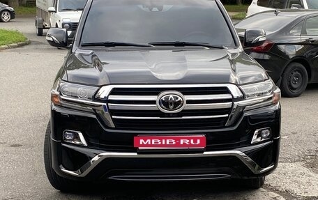 Toyota Land Cruiser 200, 2017 год, 9 500 000 рублей, 5 фотография