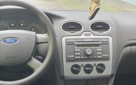 Ford Focus II рестайлинг, 2005 год, 230 000 рублей, 15 фотография