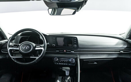 Hyundai Elantra, 2021 год, 2 099 700 рублей, 13 фотография