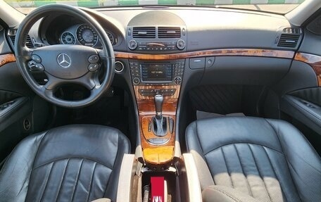 Mercedes-Benz E-Класс, 2007 год, 1 570 000 рублей, 10 фотография