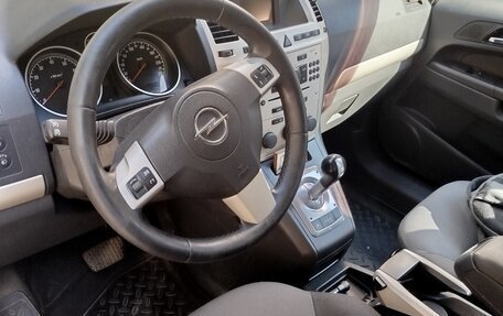 Opel Zafira B, 2008 год, 650 000 рублей, 4 фотография