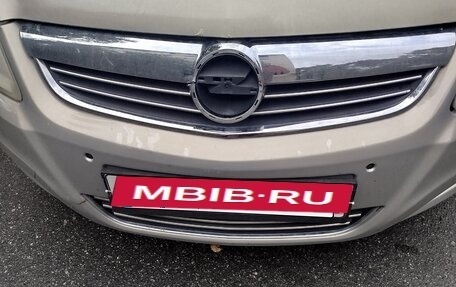 Opel Zafira B, 2008 год, 650 000 рублей, 2 фотография