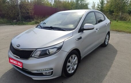 KIA Rio III рестайлинг, 2016 год, 935 000 рублей, 1 фотография