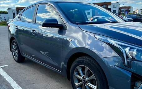 KIA Rio IV, 2021 год, 1 740 000 рублей, 3 фотография