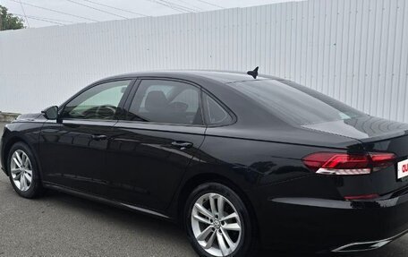 Volkswagen Passat B8 рестайлинг, 2019 год, 1 950 000 рублей, 3 фотография