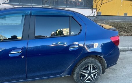 Renault Logan II, 2015 год, 580 000 рублей, 3 фотография