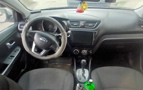 KIA Rio III рестайлинг, 2013 год, 485 000 рублей, 16 фотография