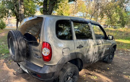 Chevrolet Niva I рестайлинг, 2011 год, 360 000 рублей, 2 фотография