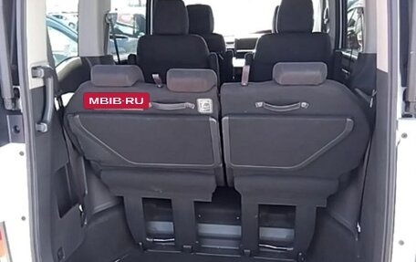 Honda Stepwgn IV, 2019 год, 1 970 000 рублей, 6 фотография