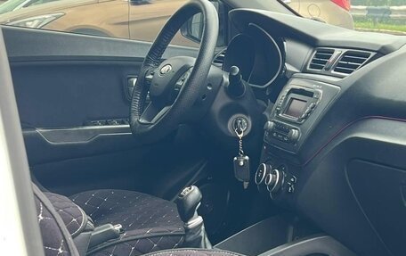 KIA Rio III рестайлинг, 2014 год, 830 000 рублей, 10 фотография