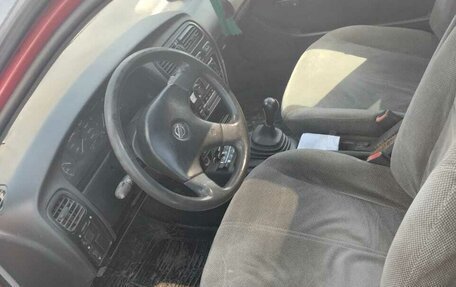 Nissan Primera II рестайлинг, 1992 год, 150 000 рублей, 2 фотография