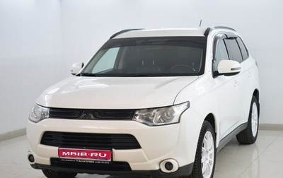 Mitsubishi Outlander III рестайлинг 3, 2012 год, 1 100 000 рублей, 1 фотография