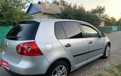 Volkswagen Golf V, 2004 год, 450 000 рублей, 1 фотография