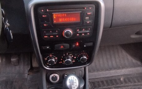 Renault Duster I рестайлинг, 2013 год, 600 000 рублей, 9 фотография