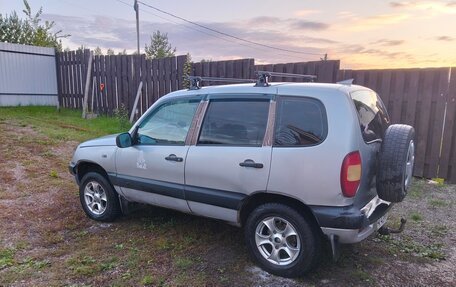 Chevrolet Niva I рестайлинг, 2003 год, 350 000 рублей, 3 фотография