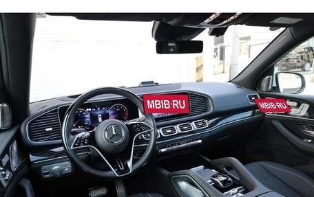 Mercedes-Benz Maybach GLS I, 2024 год, 20 000 000 рублей, 4 фотография