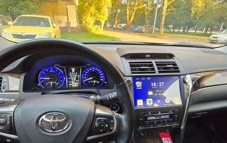 Toyota Camry, 2017 год, 2 480 000 рублей, 10 фотография