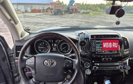 Toyota Land Cruiser 200, 2012 год, 3 550 000 рублей, 8 фотография