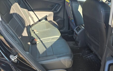 Volkswagen Tiguan II, 2021 год, 2 700 000 рублей, 13 фотография