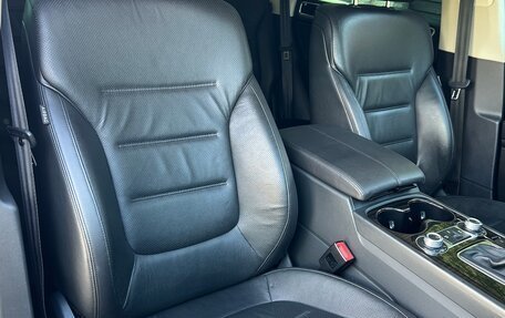Volkswagen Touareg III, 2015 год, 3 190 000 рублей, 14 фотография