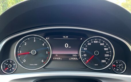 Volkswagen Touareg III, 2015 год, 3 190 000 рублей, 17 фотография
