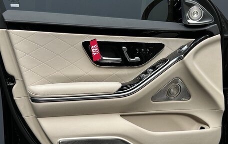 Mercedes-Benz S-Класс, 2022 год, 24 000 000 рублей, 19 фотография